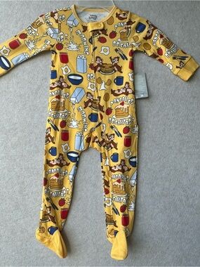 Disney Baby Pajamas Size 12-18M Yellow Pancakes & Chipmunk Footed Sleeper NWT